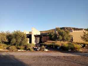 Luokittelematon kuva, 3 kautta 16, painike