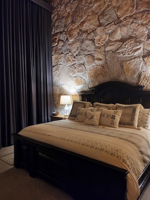 4 Schlafzimmer, BĂŒgeleisen/BĂŒgelbrett, Internetzugang, BettwĂ€sche