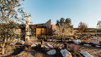 Enceinte de lâhĂ©bergement