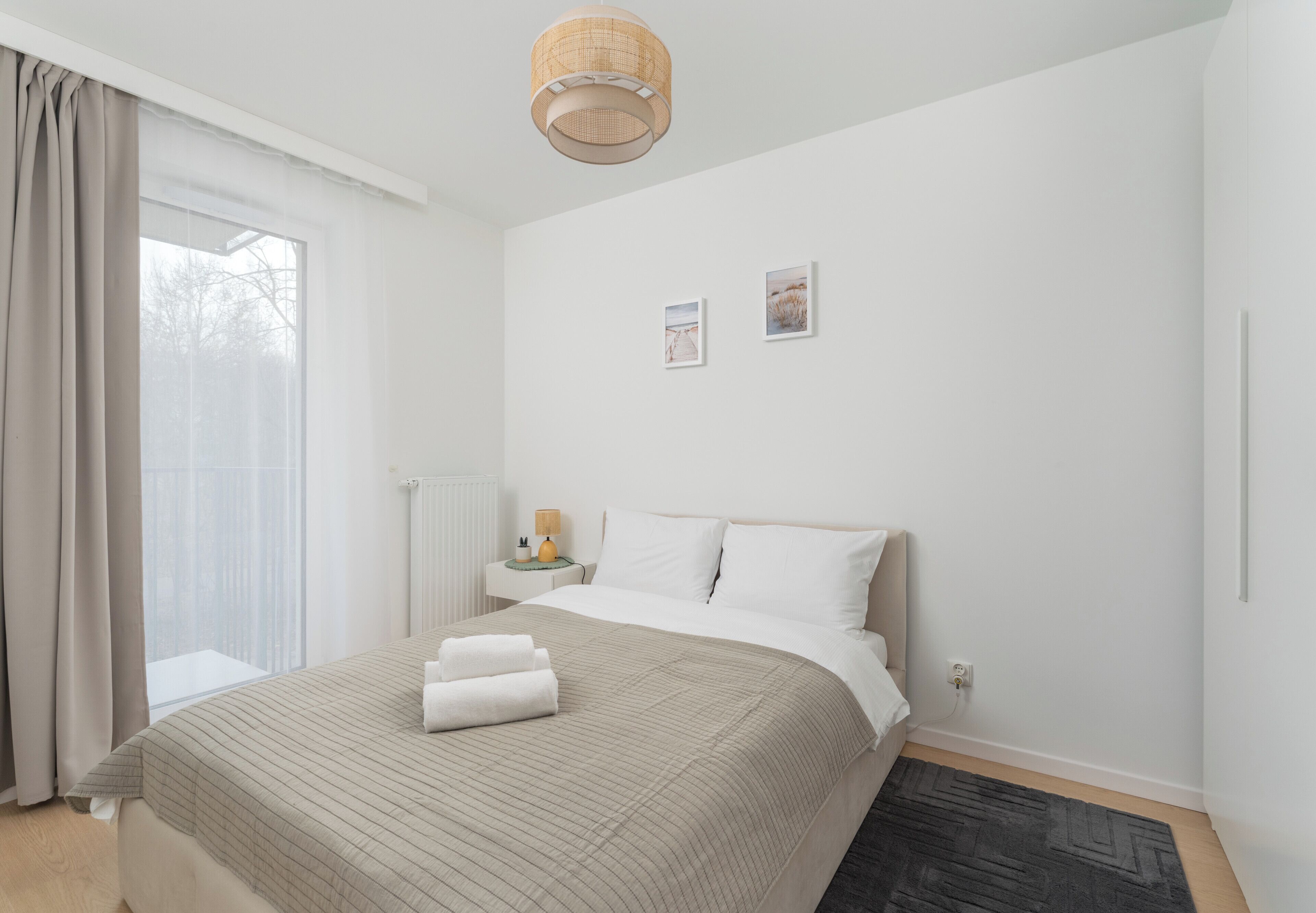 1 slaapkamer, een strijkplank/strijkijzer, wifi, beddengoed