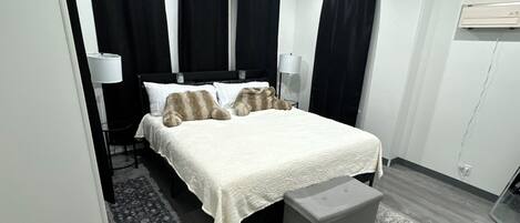 2 soverom, strykejern/-brett, wi-fi (inkludert) og sengetøy