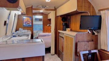 3 sovrum, skrivbord, strykjÀrn/strykbrÀda och gratis wi-fi