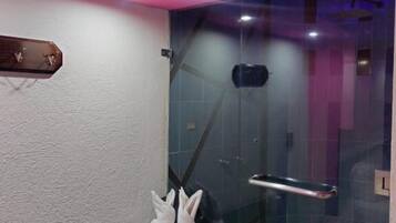 Shower, free toiletries, towels, soap