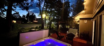 Delightful 2-bedroom house in Long Beach perfect for your getaway