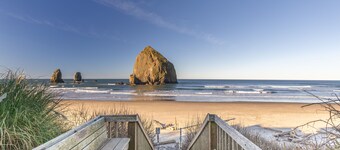 Sunset Beach Oceanfront Retreat House | Game Room