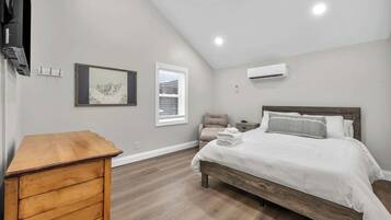 3 Schlafzimmer, Bügeleisen/Bügelbrett, WLAN, Bettwäsche