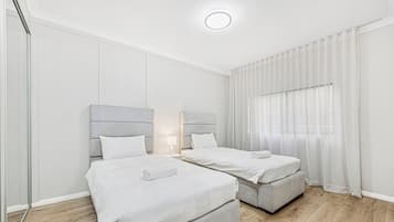 2 bedrooms, iron/ironing board, WiFi, bed sheets