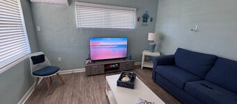 Surfer Shack-Across from the Beach