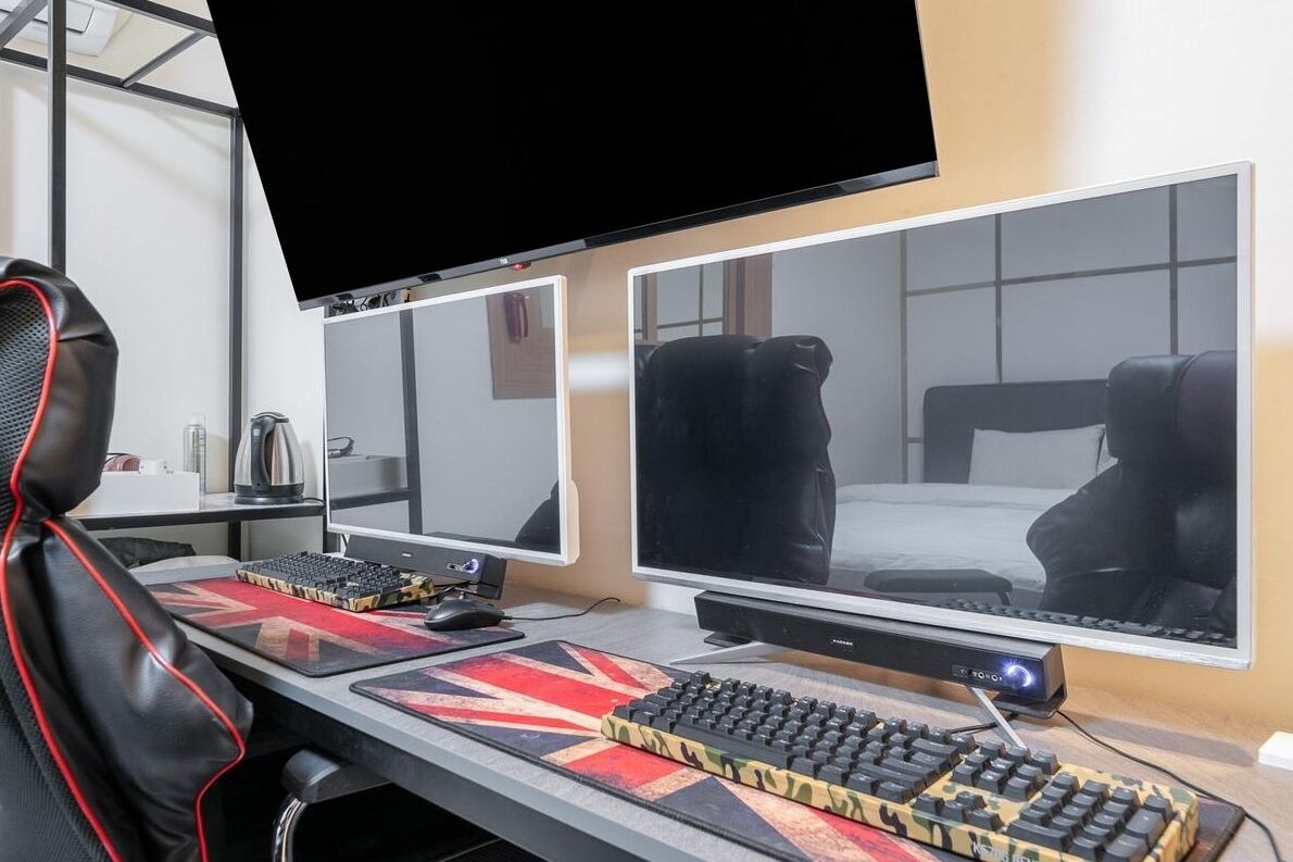 特色雙床房, 2 張加大雙人床 | 書桌、筆電工作空間、免費無線上網、床單