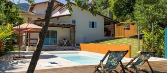 Family chalet, swimming pool, private barbecue, garage, small pets allowed.