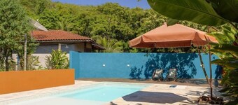 Family chalet, swimming pool, private barbecue, garage, small pets allowed.