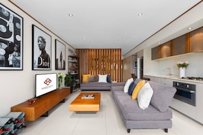 Living area - Drews Bondi Beach Pad - Music Inspired (Bondi Beach)