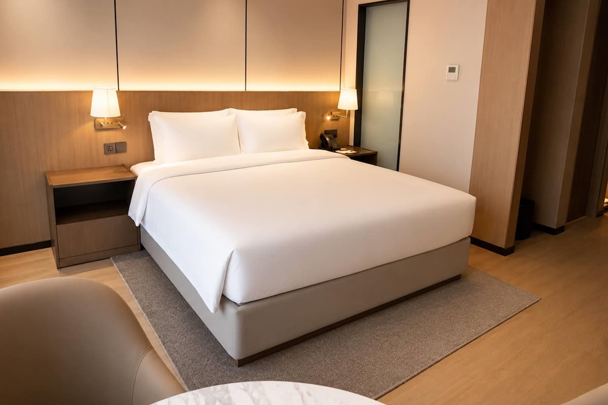 Deluxe Room, 1 Katil Ratu (Queen)