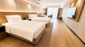 Standard Triple Room, Multiple Beds | WiFi (free) - Wyndham Garden Manila Bay (Parañaque)