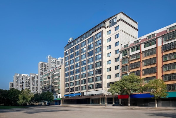 Exterior - Days Inn By Wyndham Chenzhou Yongxing (Chenzhou)