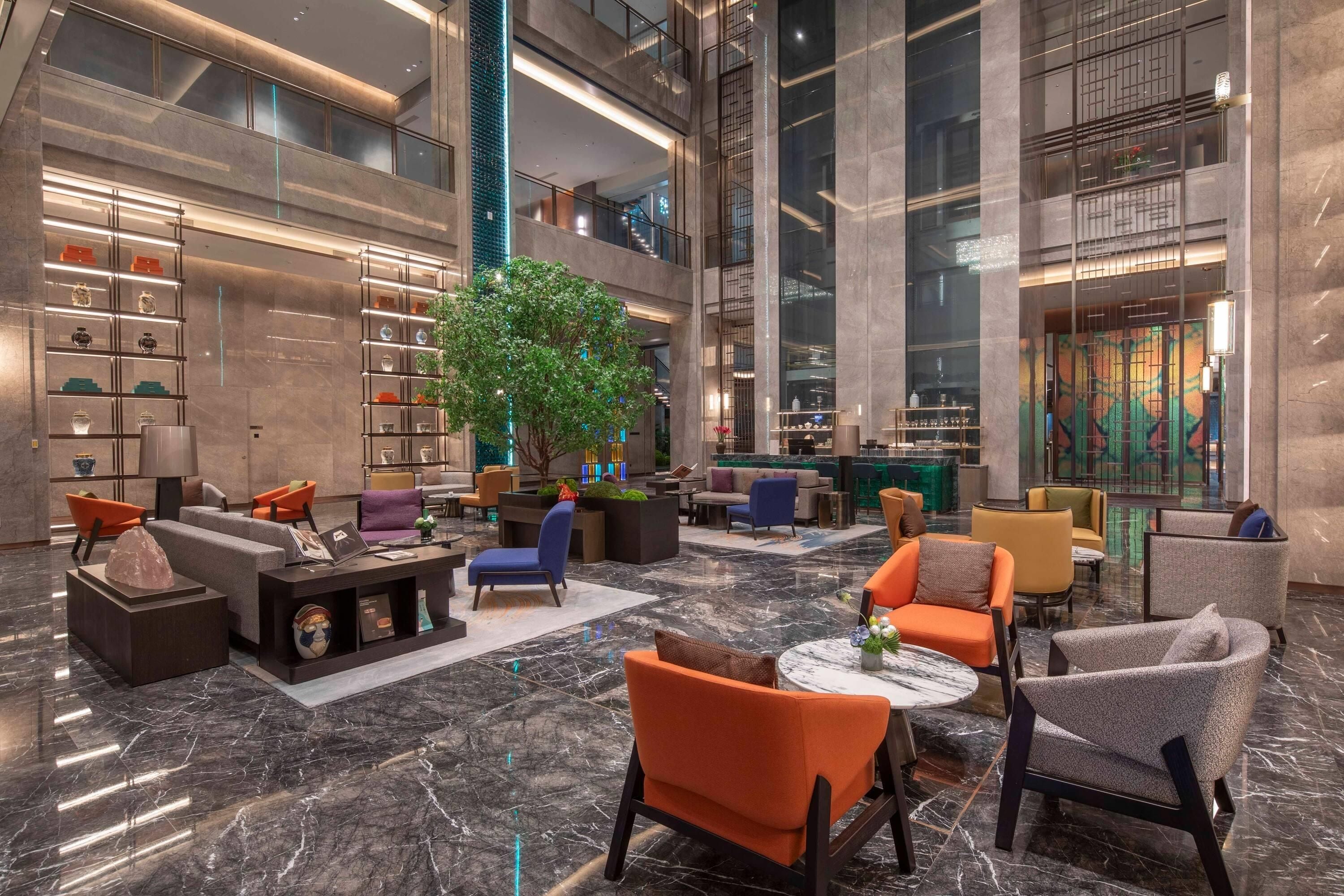 Lobby lounge