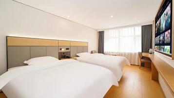 Family Twin Room | Free WiFi, bed sheets