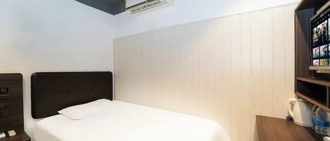 Basic Single Room | Free WiFi, bed sheets