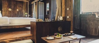 Tsingpu Tulou Retreat