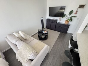TV