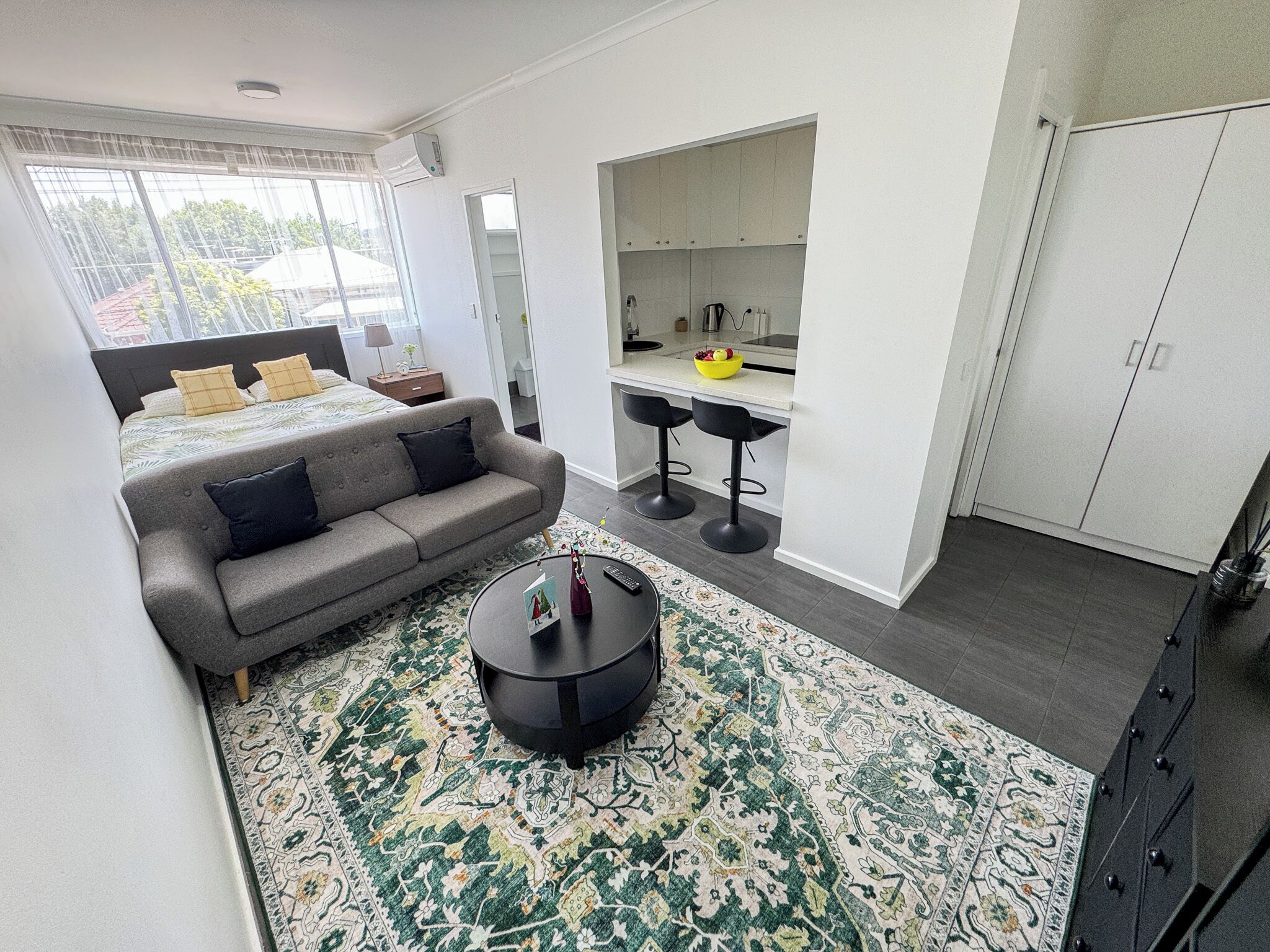 1 bedroom, iron/ironing board, Internet, bed sheets