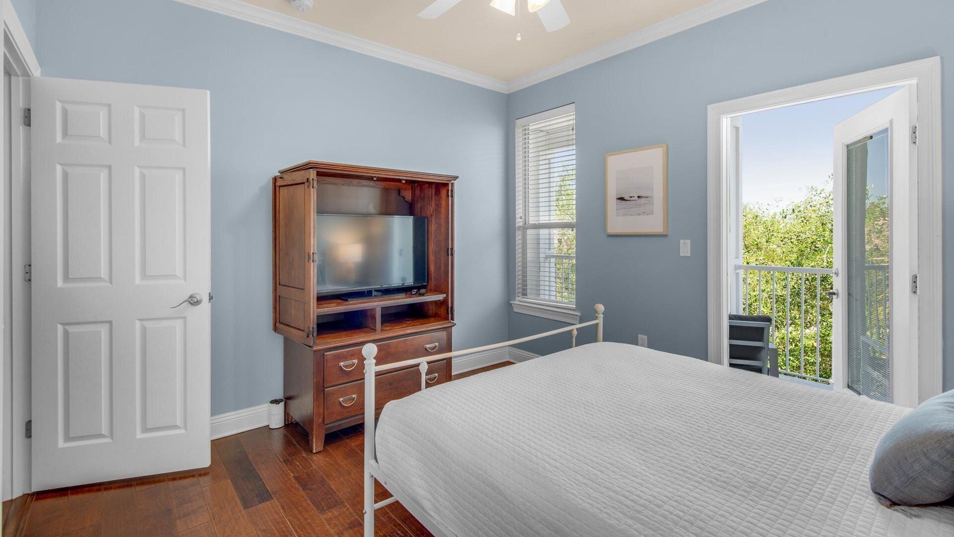 Luxury House, 6 Bedrooms, Haiwan Kesayangan Dibenarkan | Langsir/tirai gelap terus, kalis bunyi, seterika/papan seterika 