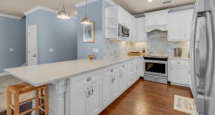 The Bluefin - Ultra Luxury Beach Home