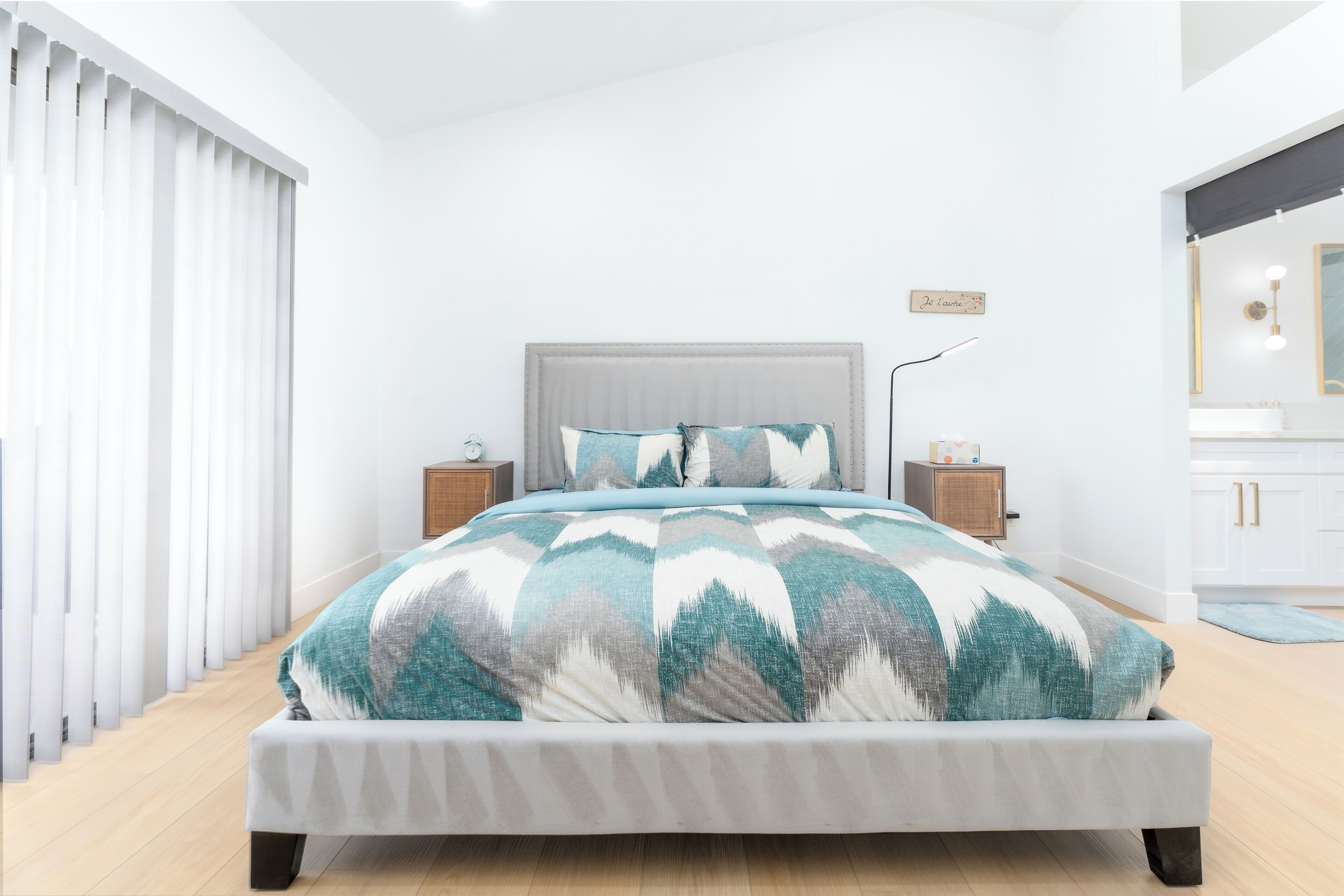 2 bedrooms, WiFi, bed sheets