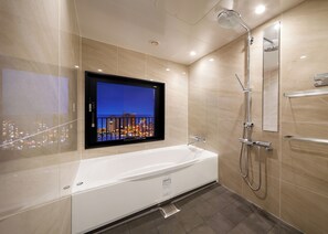 Club-Suite, 2 Schlafzimmer, Nichtraucher, Meerblick (Emerald Suite) | Badezimmer