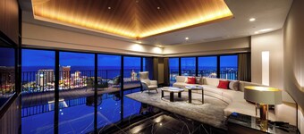 RIHGA Royal Resort Okinawa Chatan