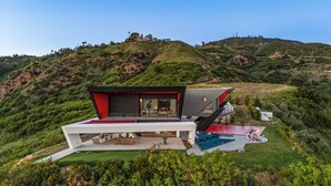 Exterior - The Aviator; Sweeping Ocean Views Above The Clouds (Malibu)