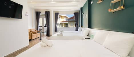 Chambre Familiale, balcon | Intérieur