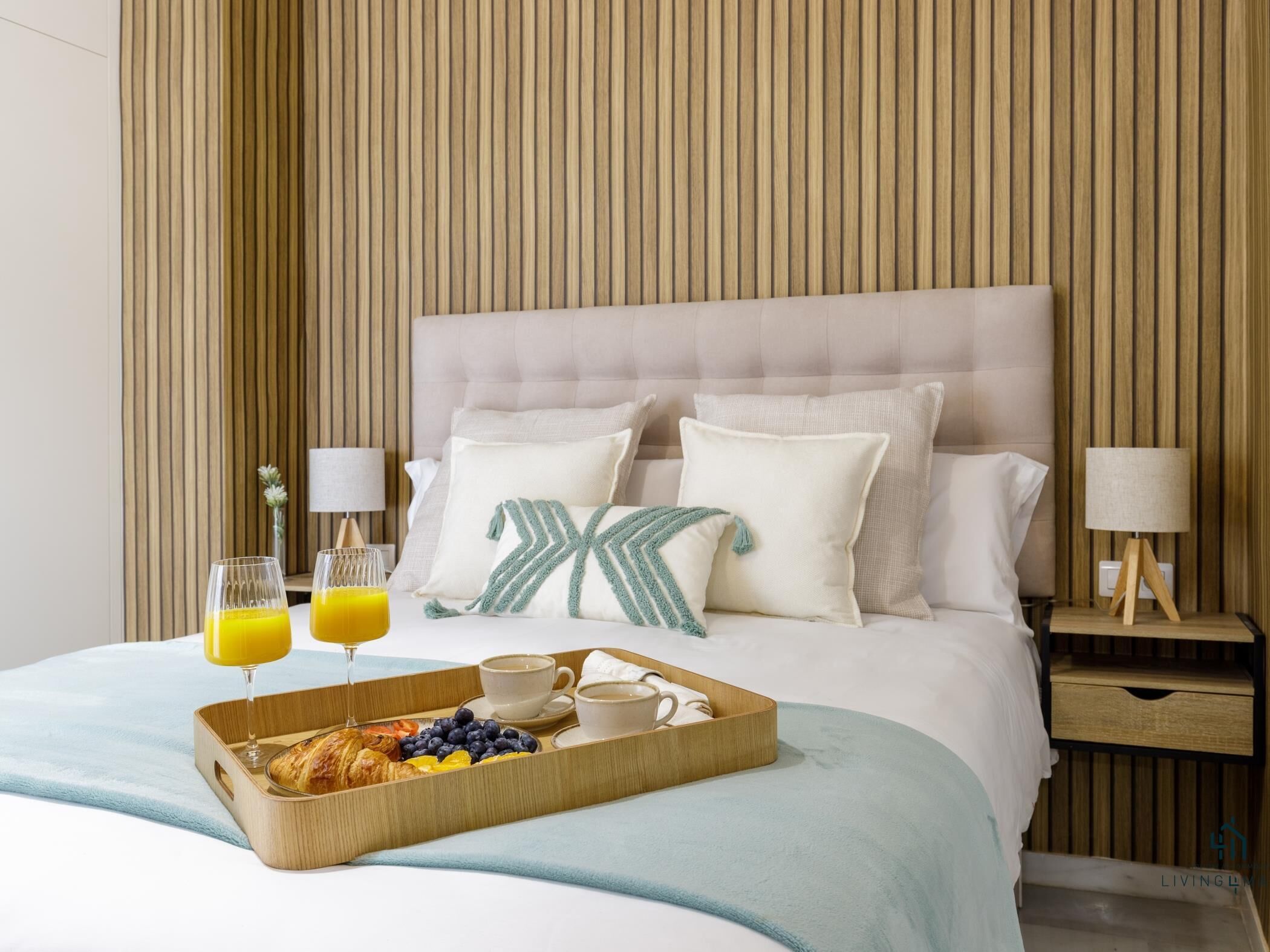 2 habitaciones, tabla de planchar con plancha, internet y ropa de cama 