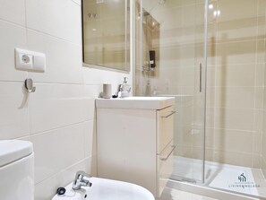 Shower, hair dryer, towels - Urban Chic 3A - 1 dorm (Distrito Centro)