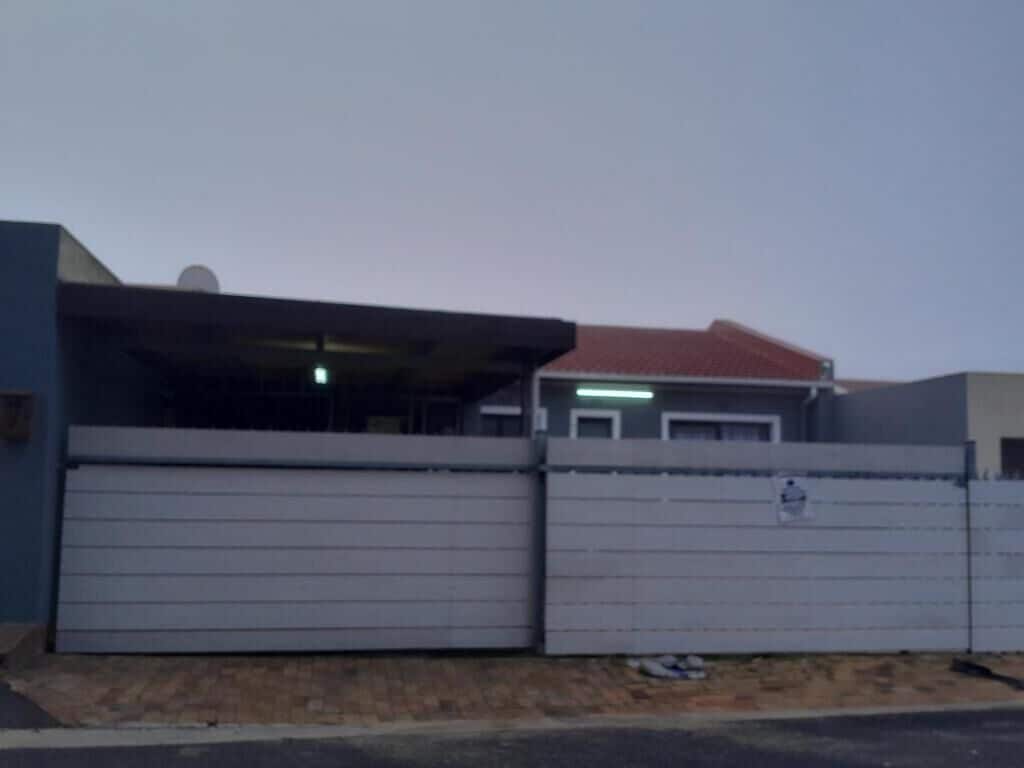 Deluxe Single Room, City View | Exterior