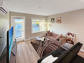 Living area - Bright Modern Suite in St Vital | On Site Parking (Winnipeg)