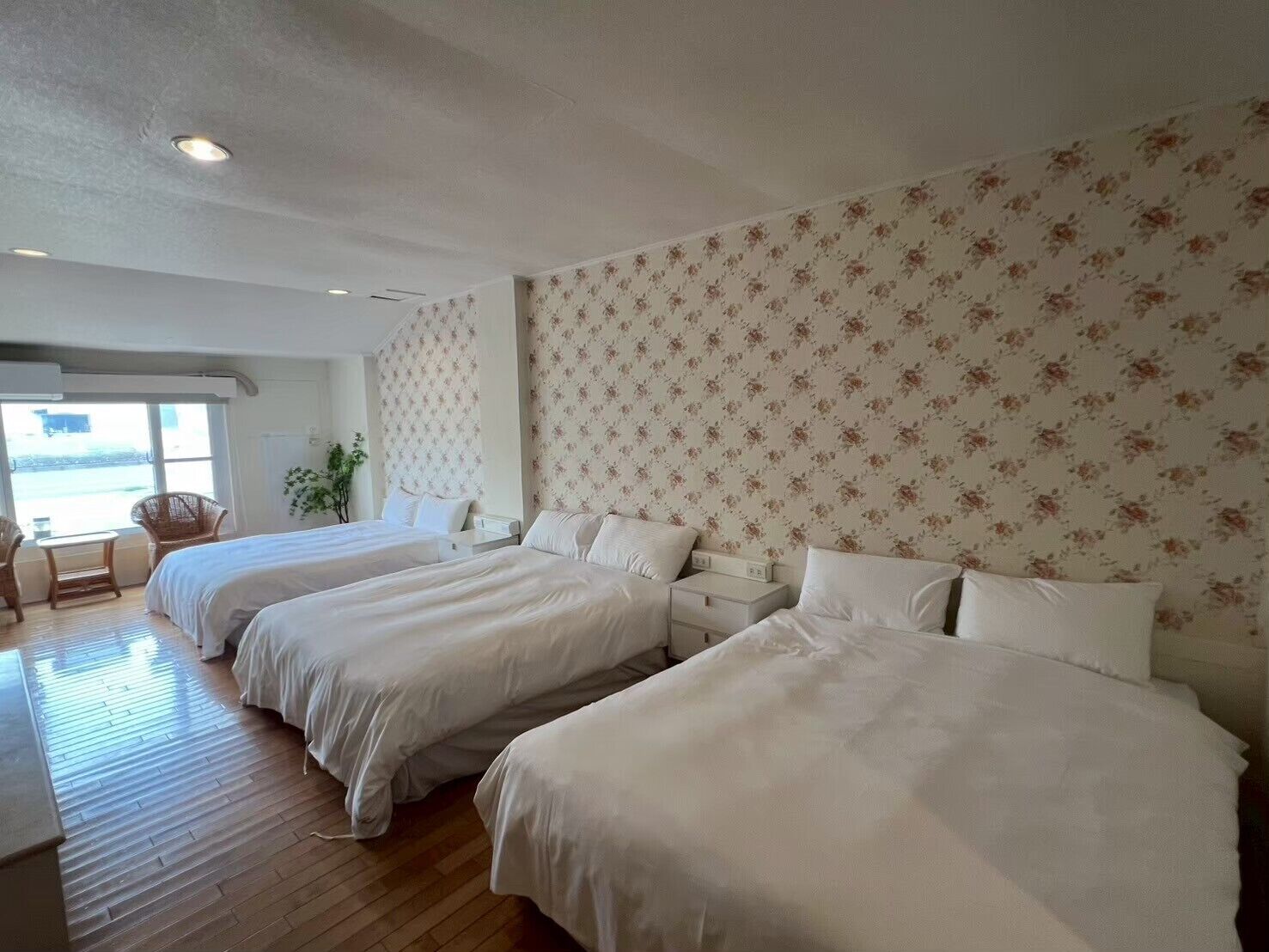 Comfort Room, Patio, Garden View