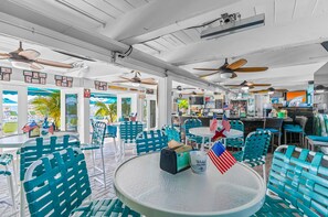Dining - Villa Blue-Water Front-37ft Dock Space (Key Colony Beach)
