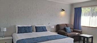 BLUE DIAMOND MOTOR INN