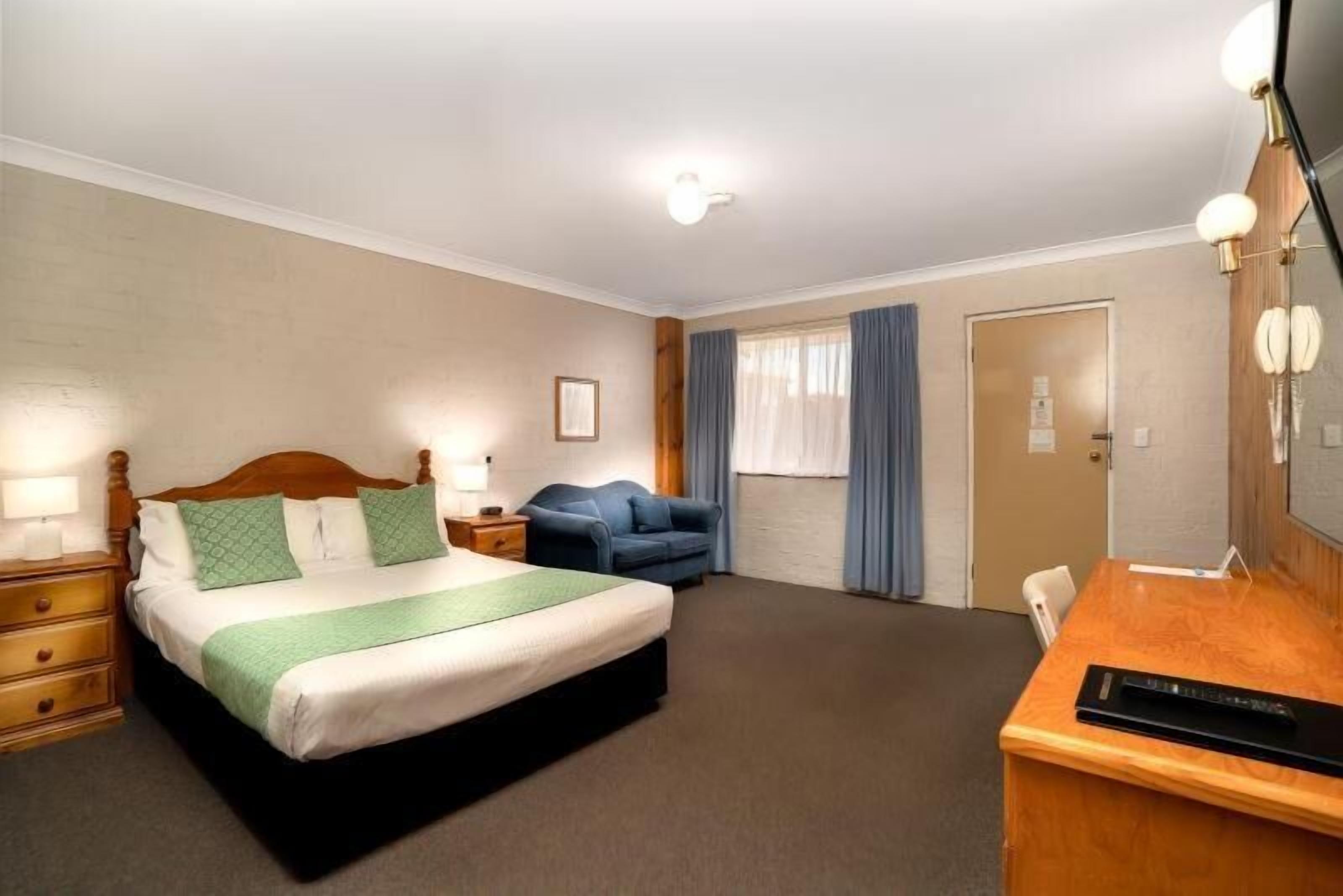 In-room safe, iron/ironing board, free WiFi, wheelchair access