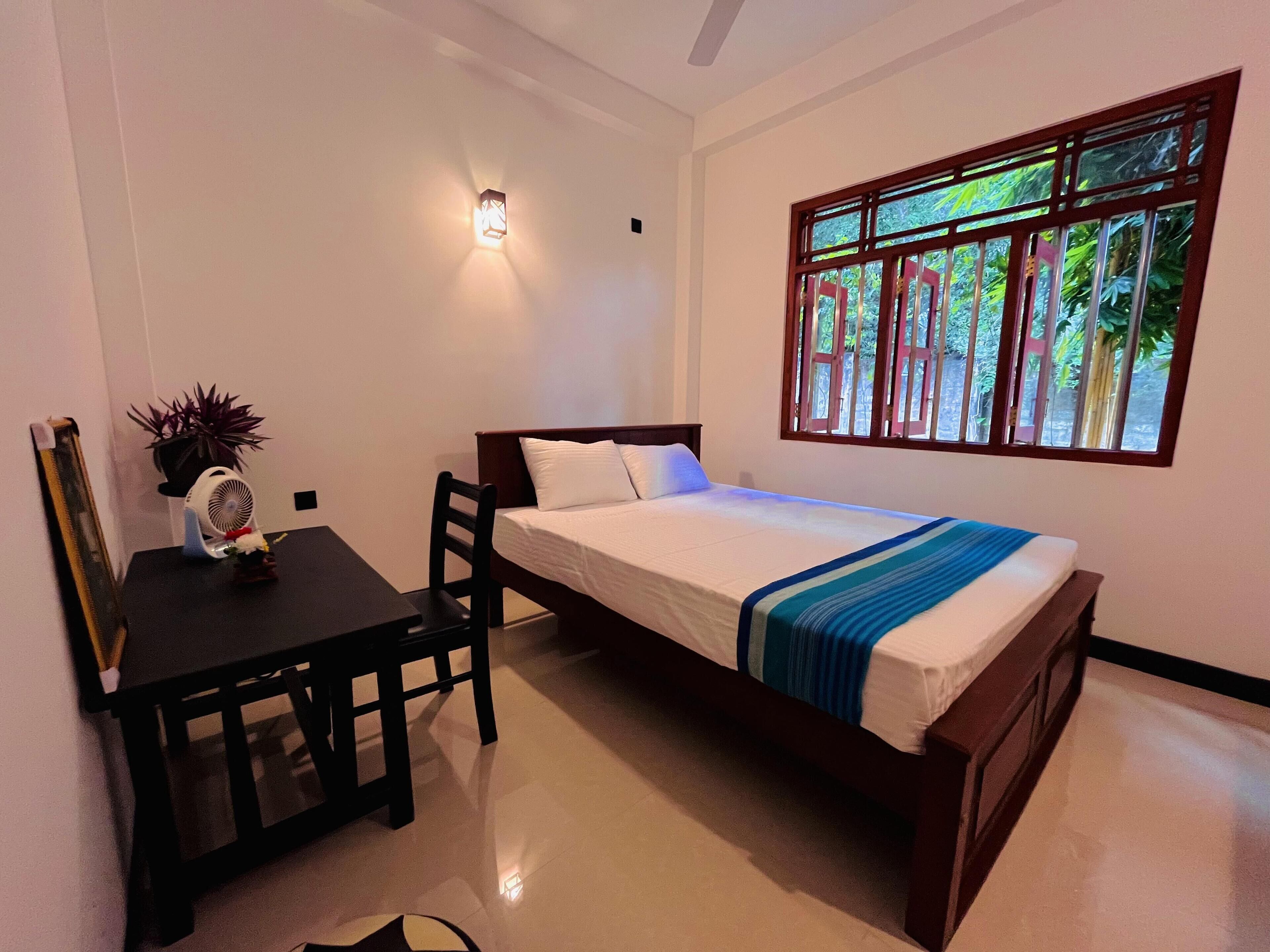 8 bedrooms, free WiFi, bed sheets