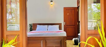Relux Villa: 8-Bedroom Tropical Estate near Galle Sleeps 16 - Garden & Views