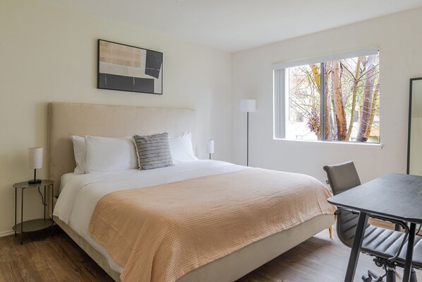 2 Schlafzimmer, Bügeleisen/Bügelbrett, WLAN, Bettwäsche