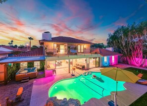 Pool - Secluded Resort: Heated Pool, Shuffleboard, Spa (Scottsdale)