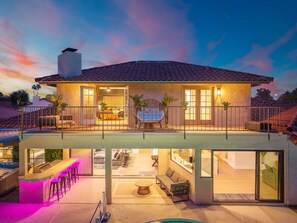 Terrace/patio - Secluded Resort: Heated Pool, Shuffleboard, Spa (Scottsdale)