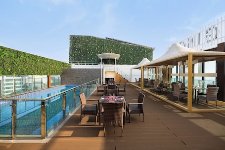 Terraza o patio. Ginger Gurugram Sector 1