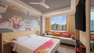 Desk, laptop workspace, iron/ironing board, free WiFi