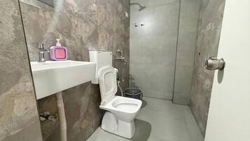 Chambre Double Deluxe, vue ville | Salle de bain