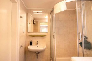 Bathroom - Holiday flat with terrace (Malinska)