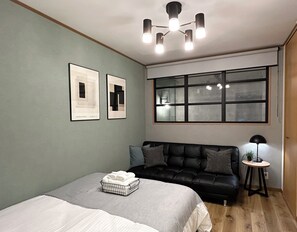 4 chambres, fer et planche à repasser, Wi-Fi, literie fournie